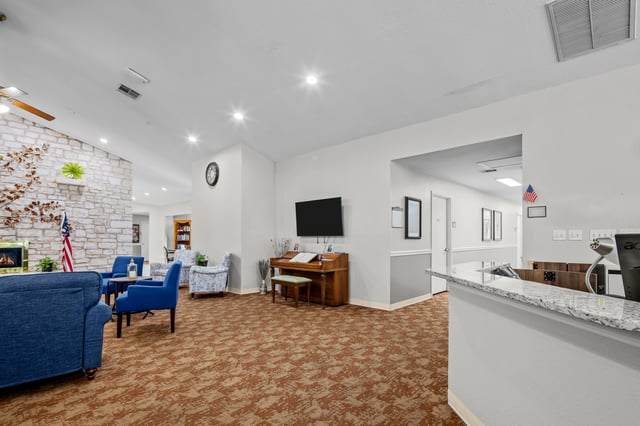 Gateway-Villas-and-Gardens-Marble-Falls-014