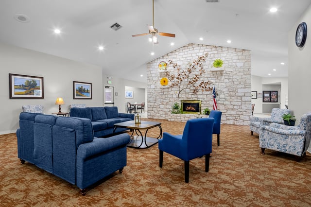 Gateway-Villas-and-Gardens-Marble-Falls-018