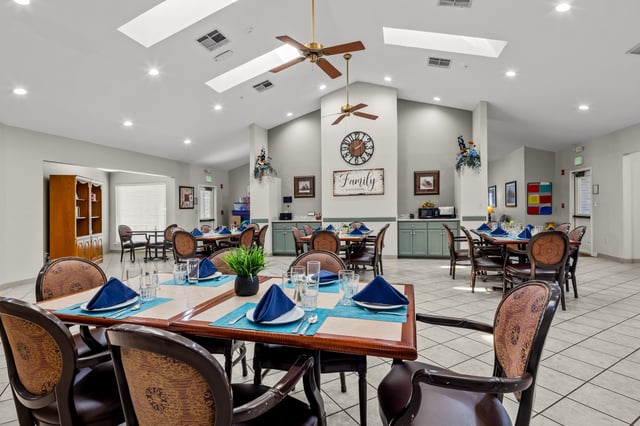 Gateway-Villas-and-Gardens-Marble-Falls-028