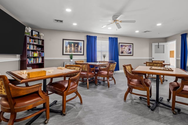 Gateway-Villas-and-Gardens-Marble-Falls-031