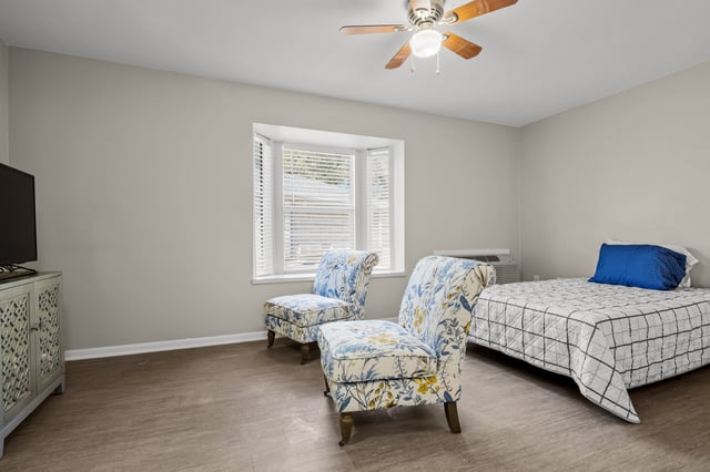 Gateway-Villas-and-Gardens-Marble-Falls-037